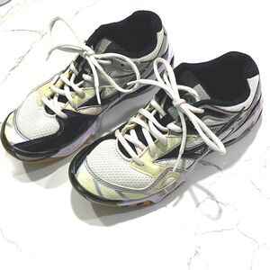 Mizuno | Wave Bolt 3 Women’s White Volleyball Shoes Sneakers